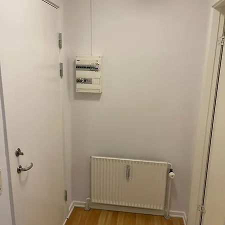 Modern Getaway - 2br In Center Lägenhet