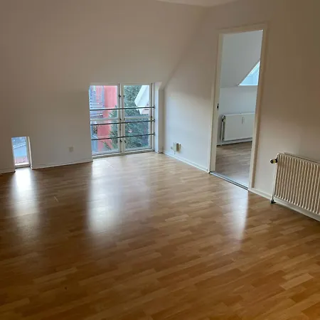 Modern Getaway - 2br In Center *